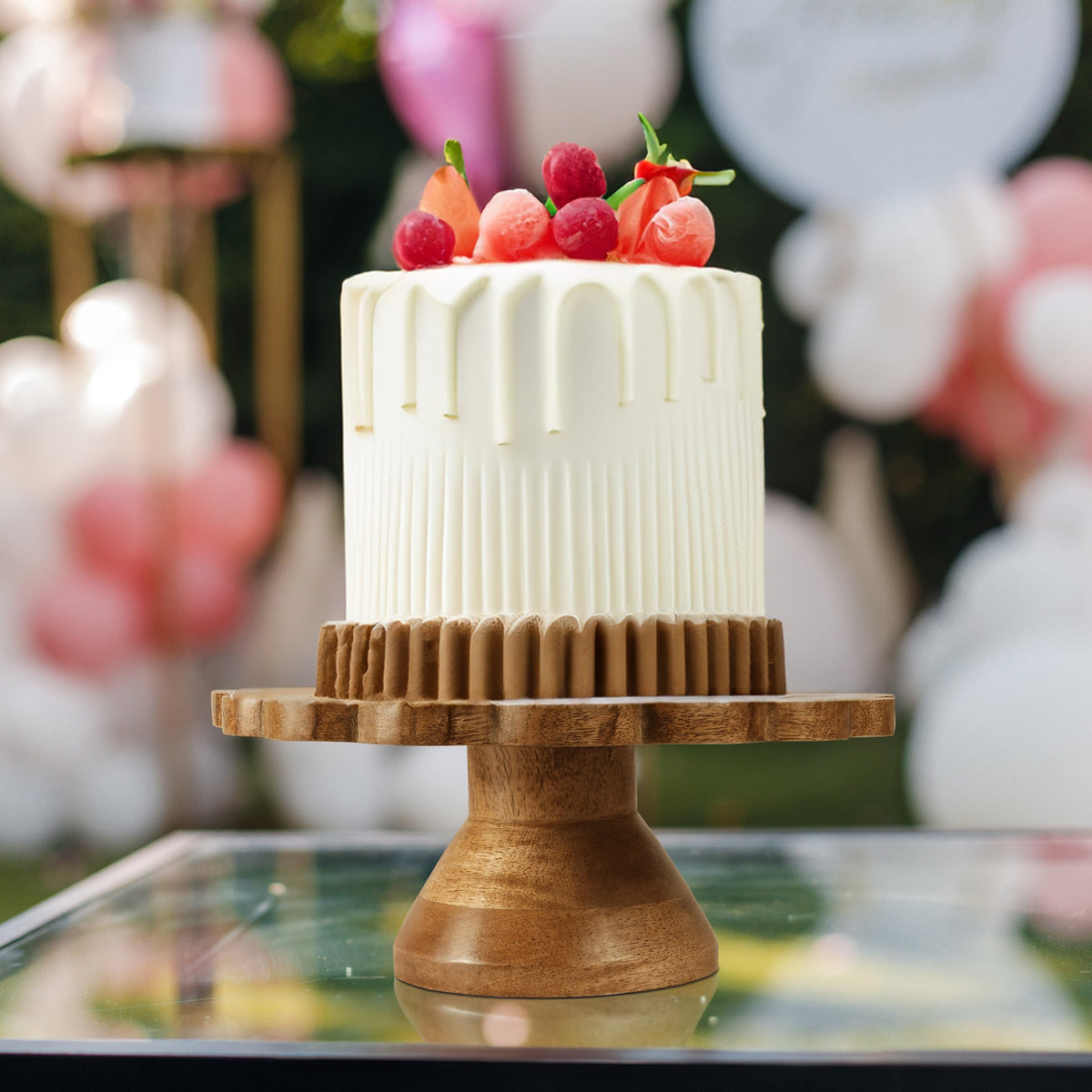 Scallop Cake Stand