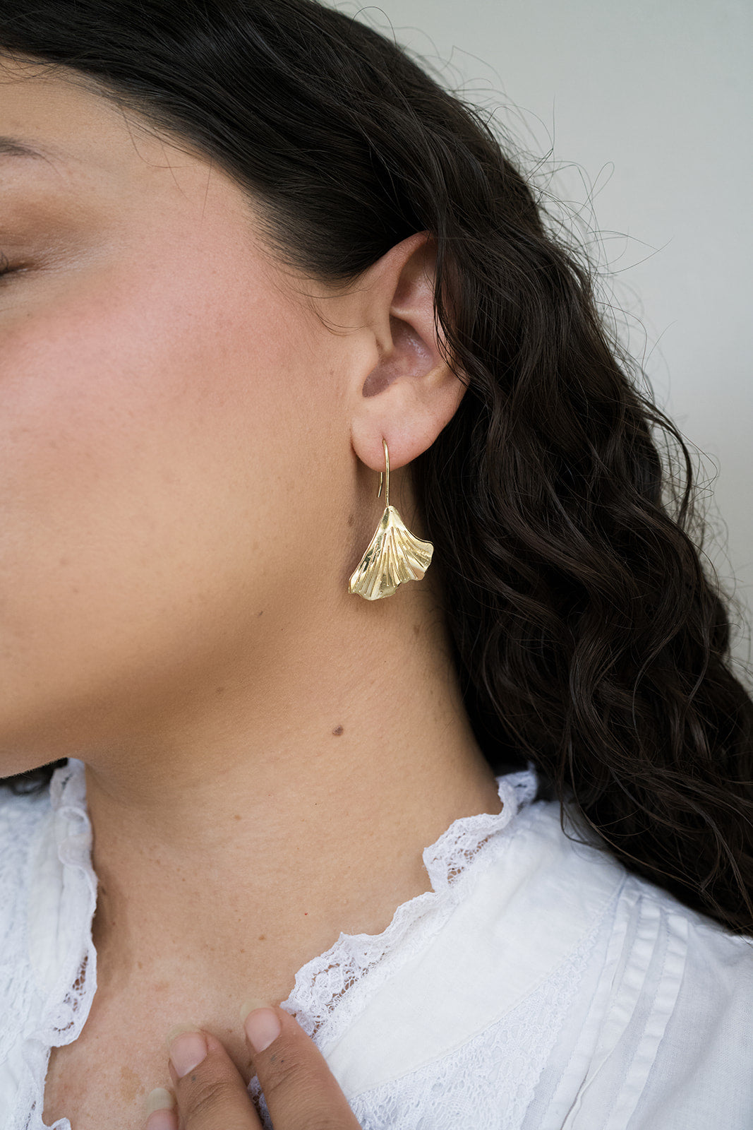 Sayuri Ginkgo Leaf Drop Earring - Osadia Concept Store