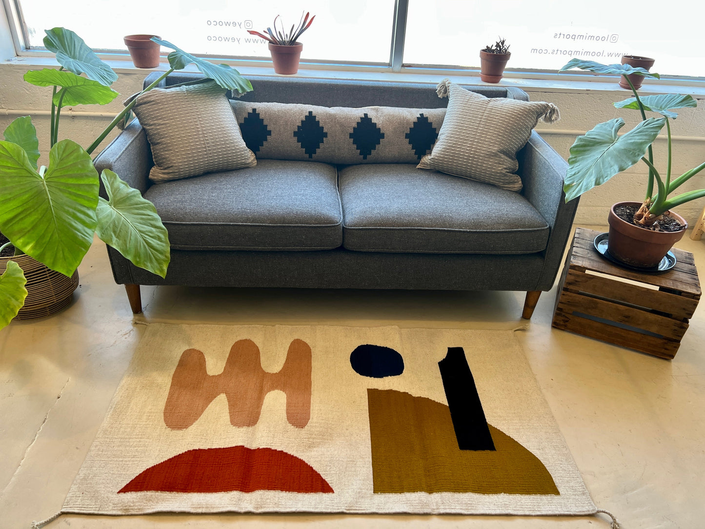 LOOM Imports Rug № 35