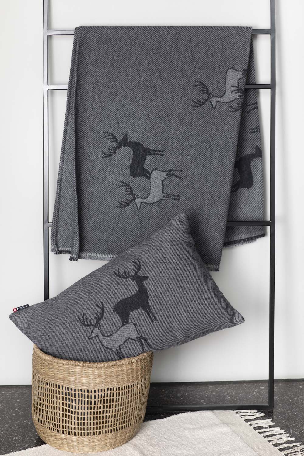 LUCA throw "pairs of stags"