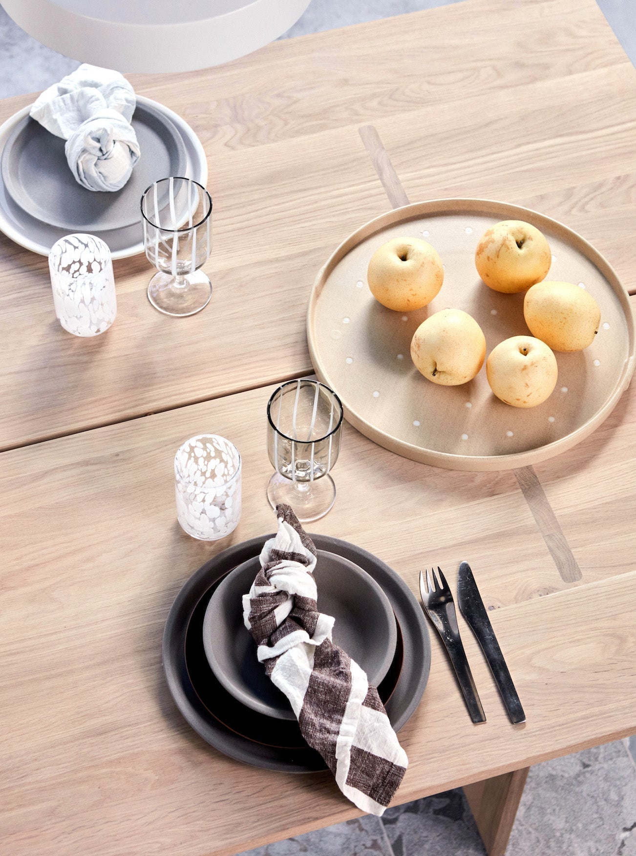 Aki Tray Round