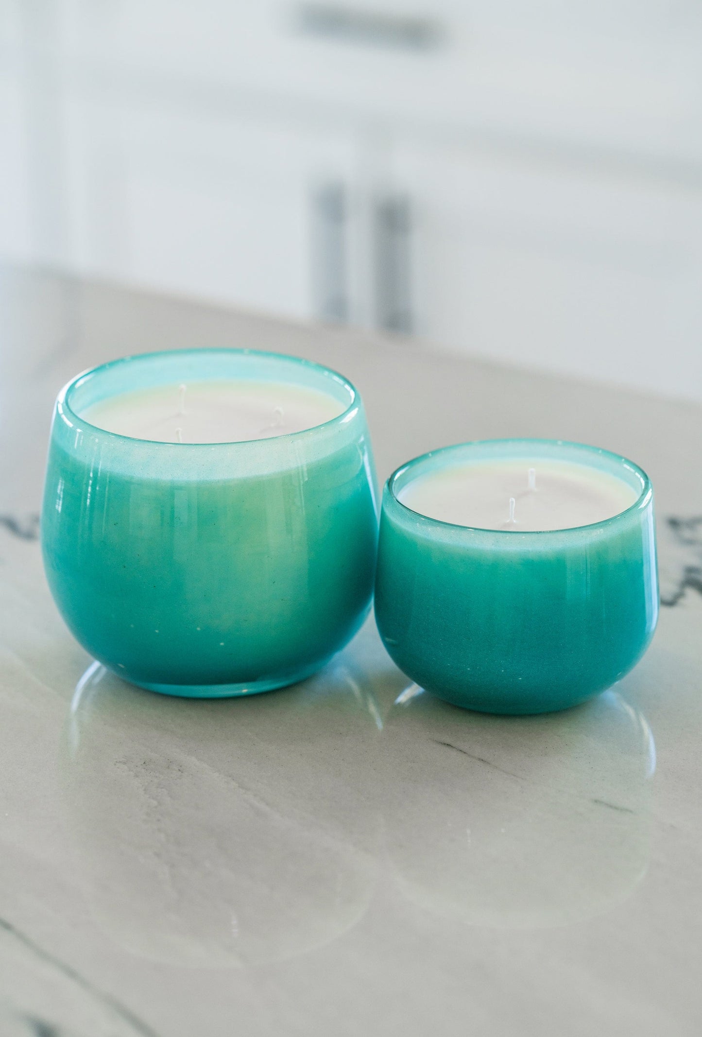 Black Oud + Elderflower | 11 oz | 24 oz