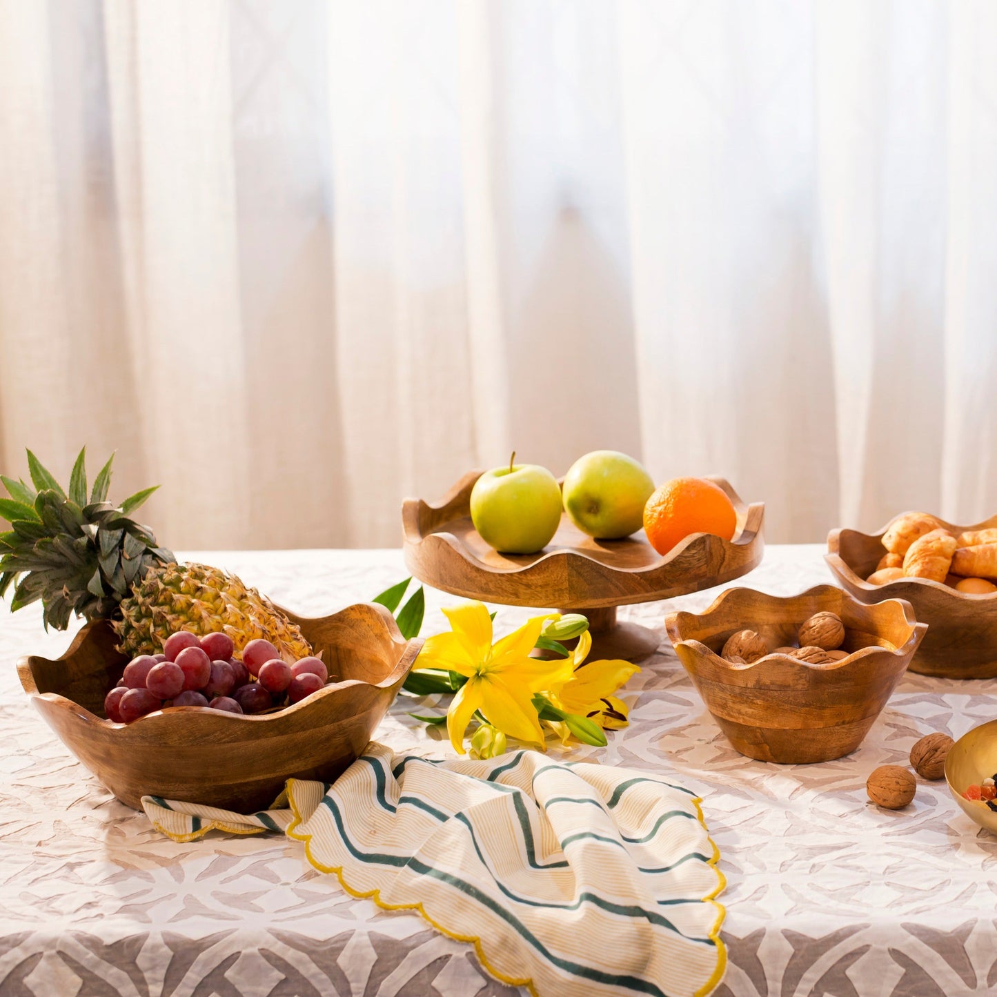 Wooden Scalloped Bowls