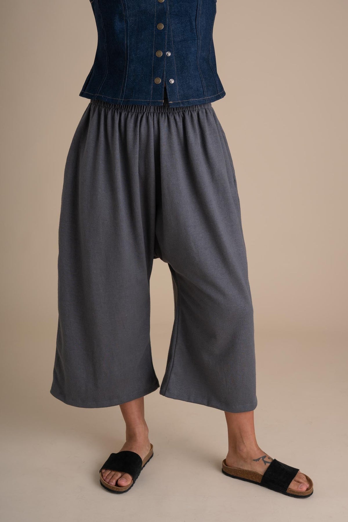 Weekend Pants (Updated) in Concrete