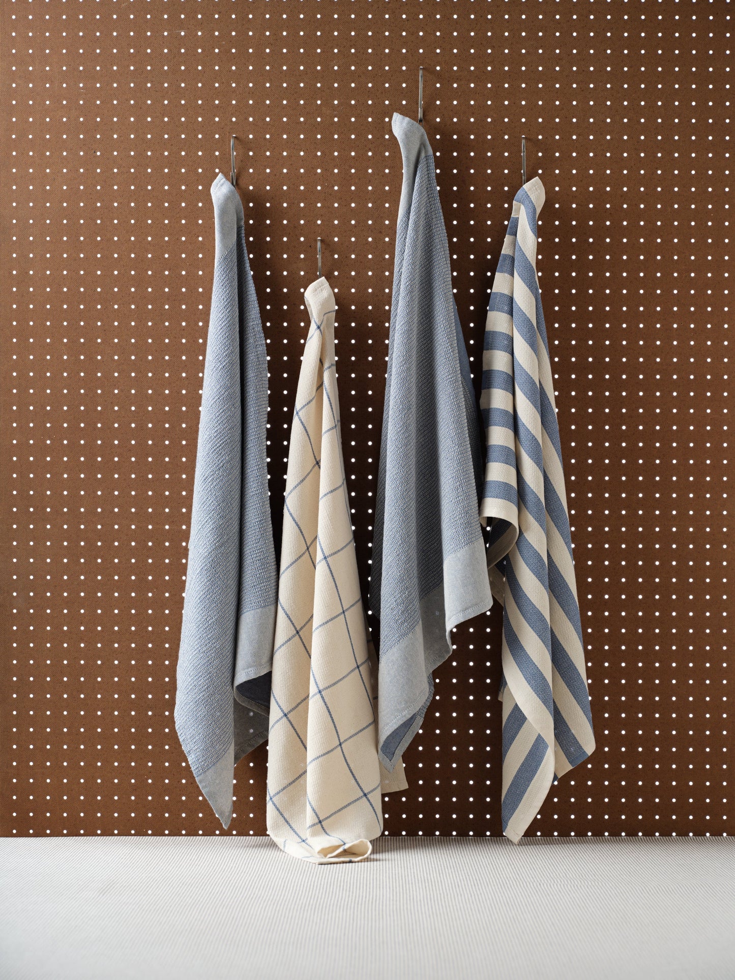 Kitchen Towels, Set of 4 - Cotton Flat & Waffle Weave Set