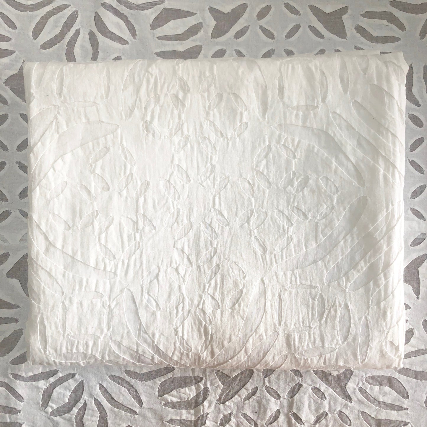 Appliqué Cutwork Cotton Tablecloth