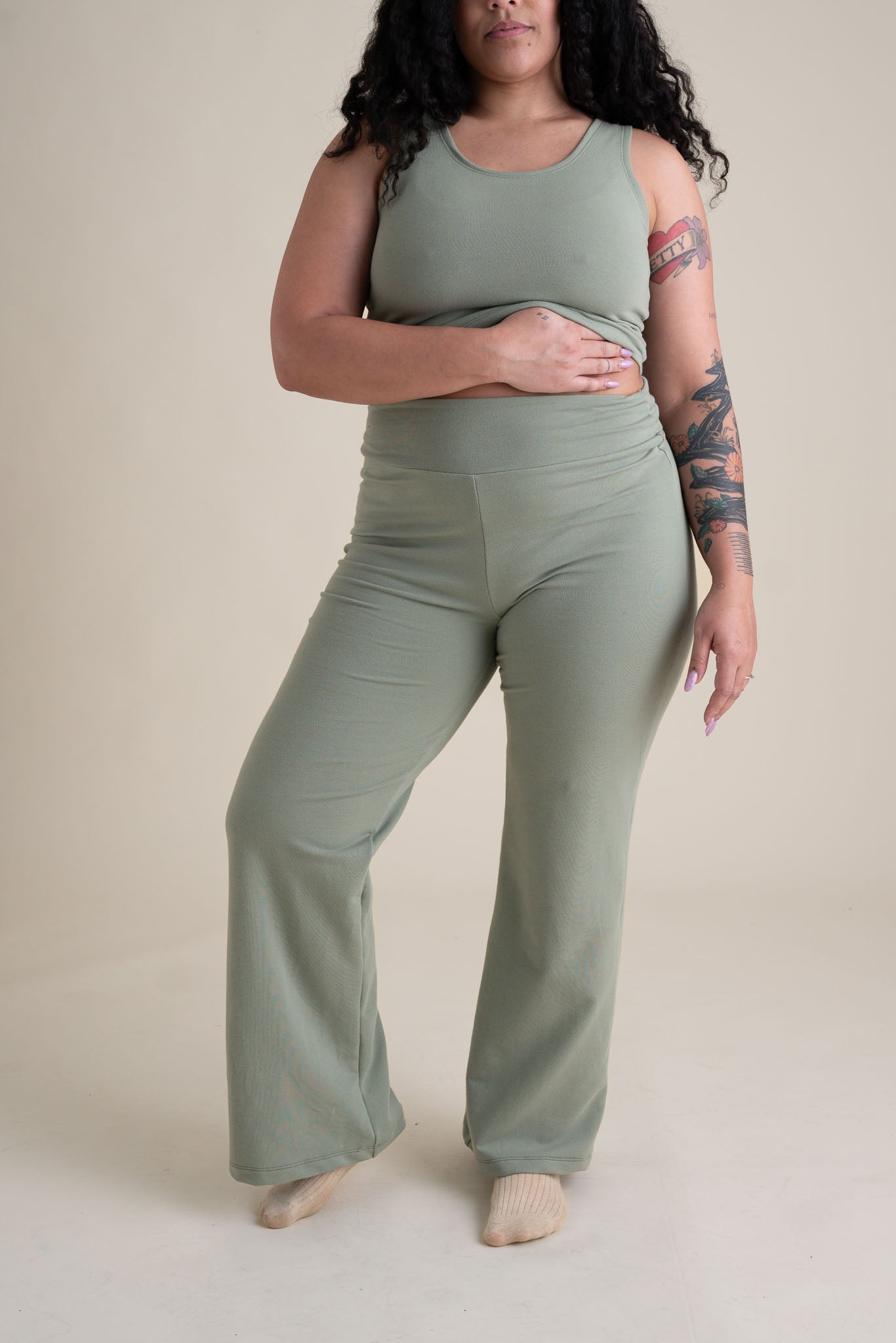 Eleanor Pants in Pistachio