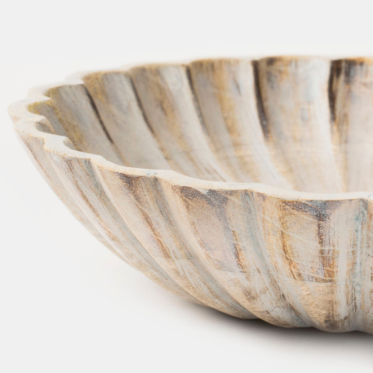 Hand-Carved Scallop Serenity Mango Wood Bowls Set of 2, Grey Finish