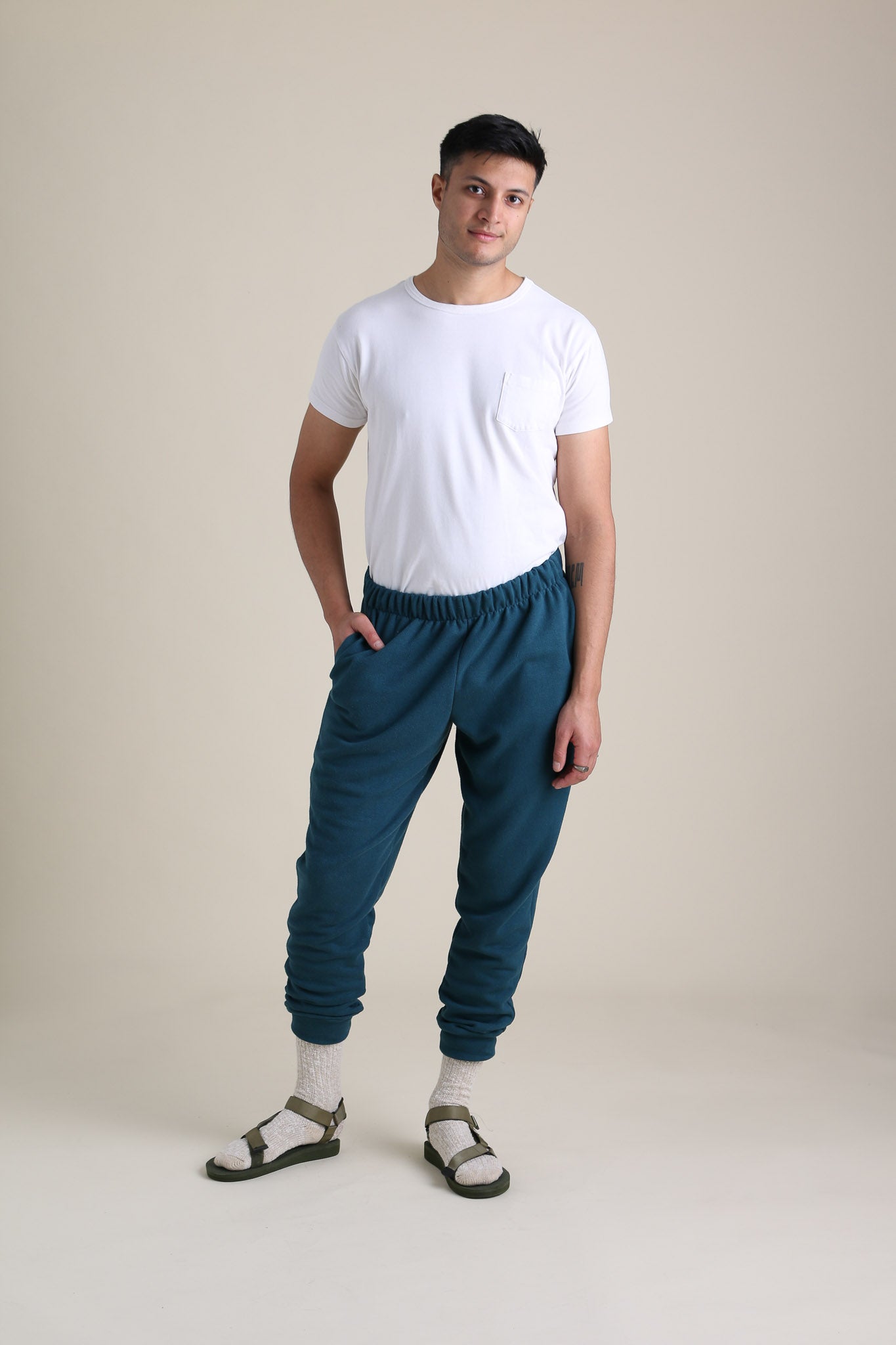 Joggers in Marine