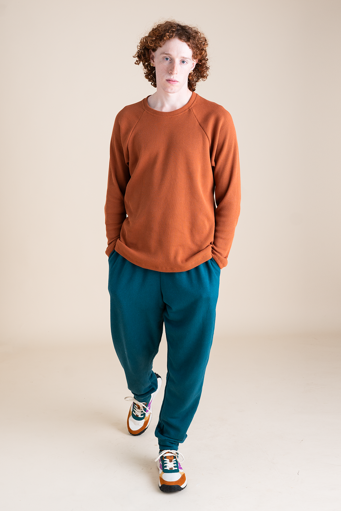 Joggers in Marine