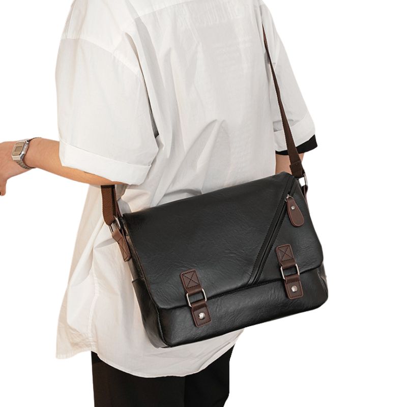Small Classic Messenger Bag
