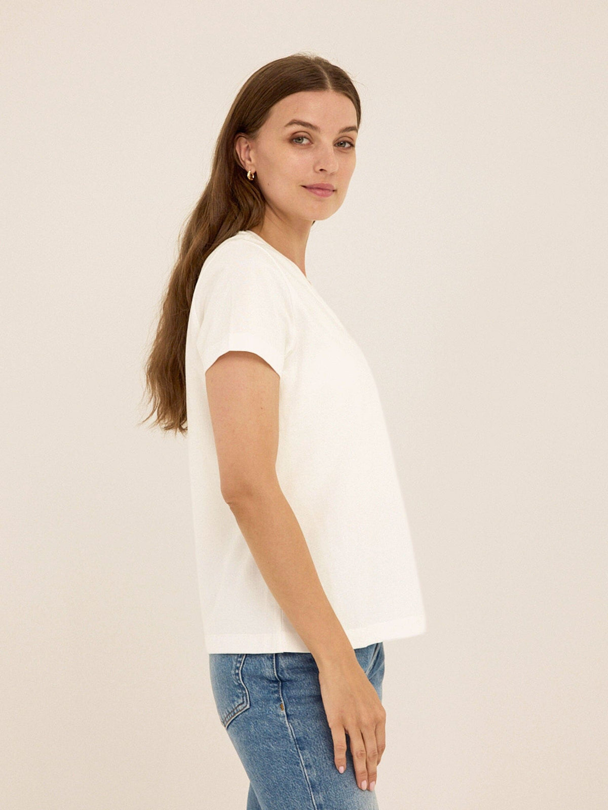 Aria Essential Jersey V-Neck Tee