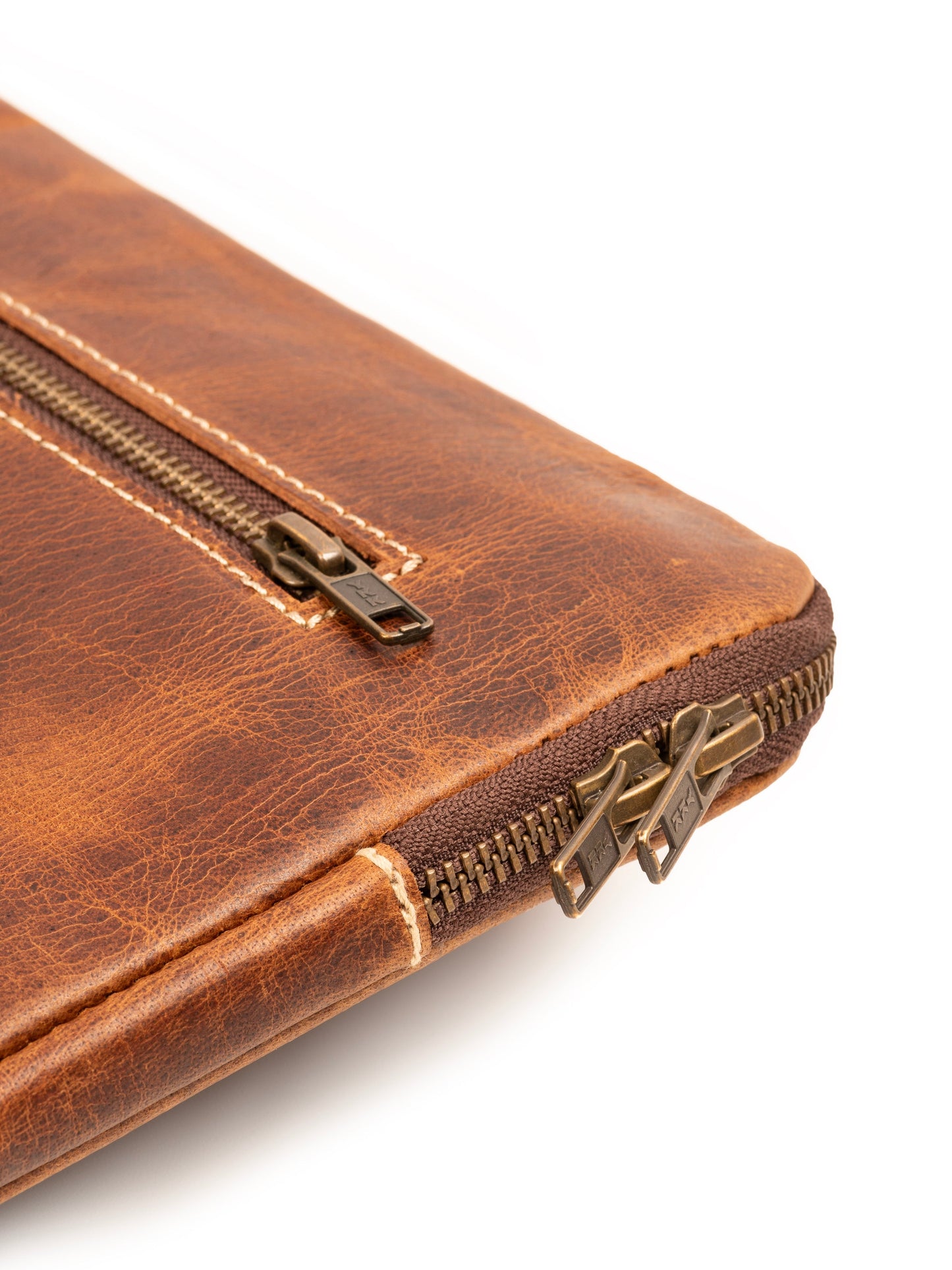 Tan Laptop Sleeve - Osadia Concept Store