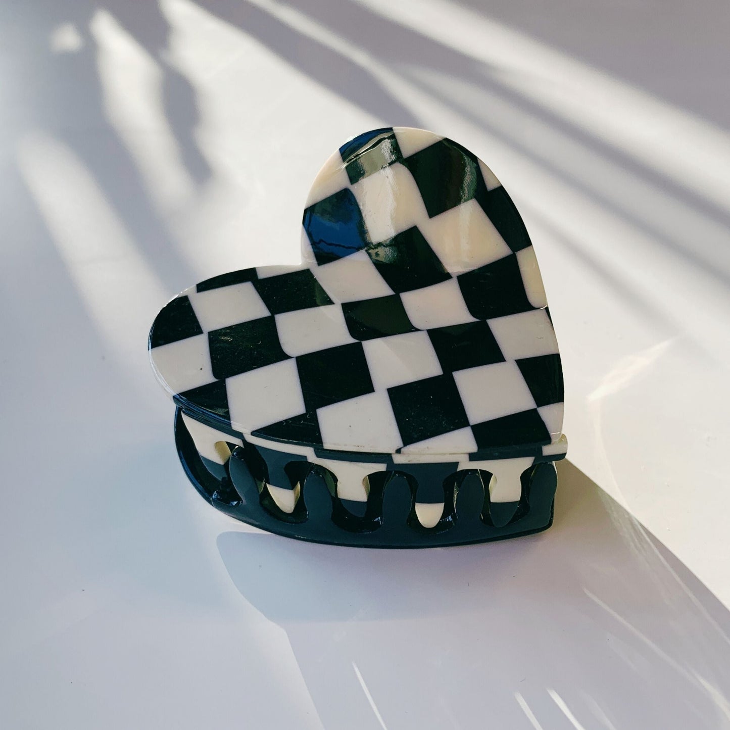 Velvet Claws Checkered Heart Hair Clip | Claw Clip in Velvet Travel Bag
