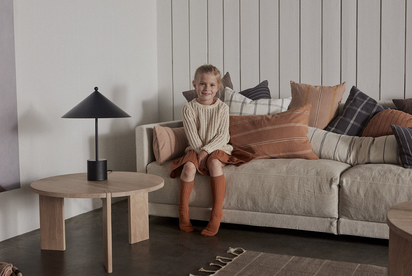 Kasa Table Lamp - Off White