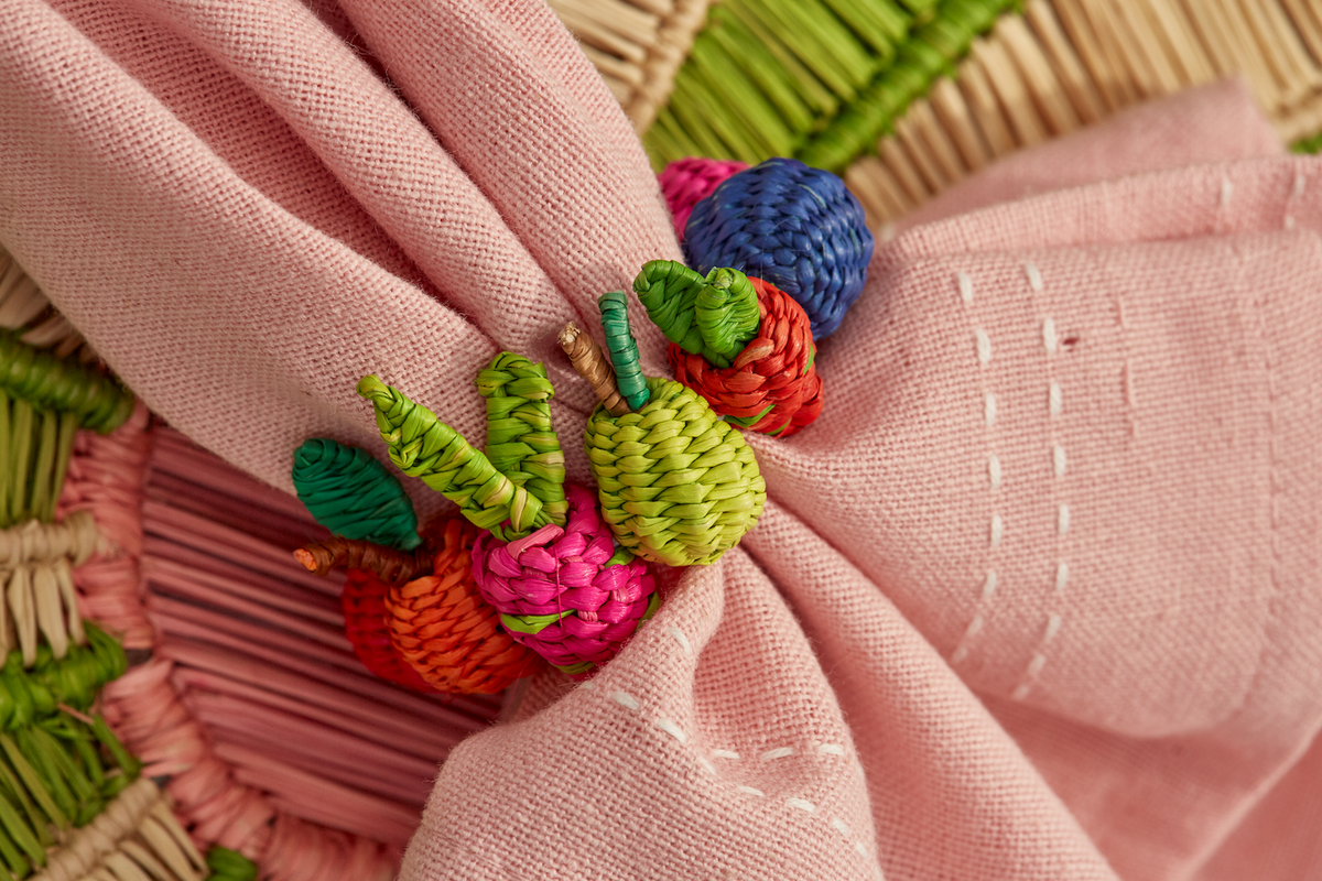S/4 Multi Fruit Napkin Ring