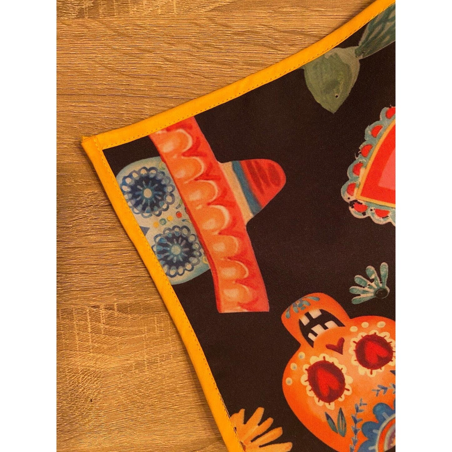 Osadia Handmade Black Mexican Heart Tablecloth - Yellow trim - Osadia Concept Store