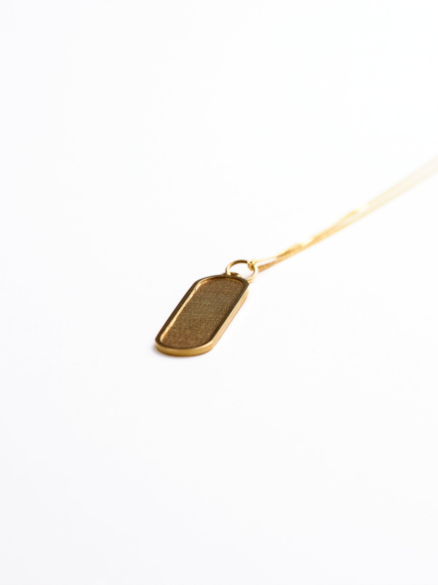 Addison Oval Necklace 14k Recycled Solid Gold