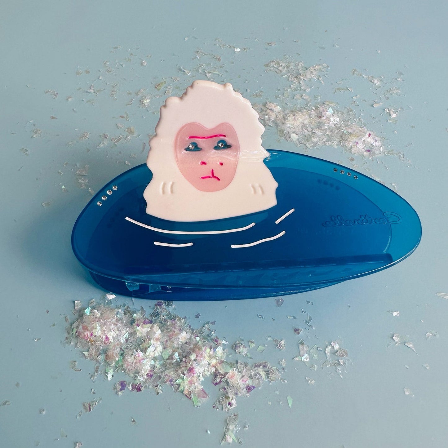 Snow Monkey Hair Claw