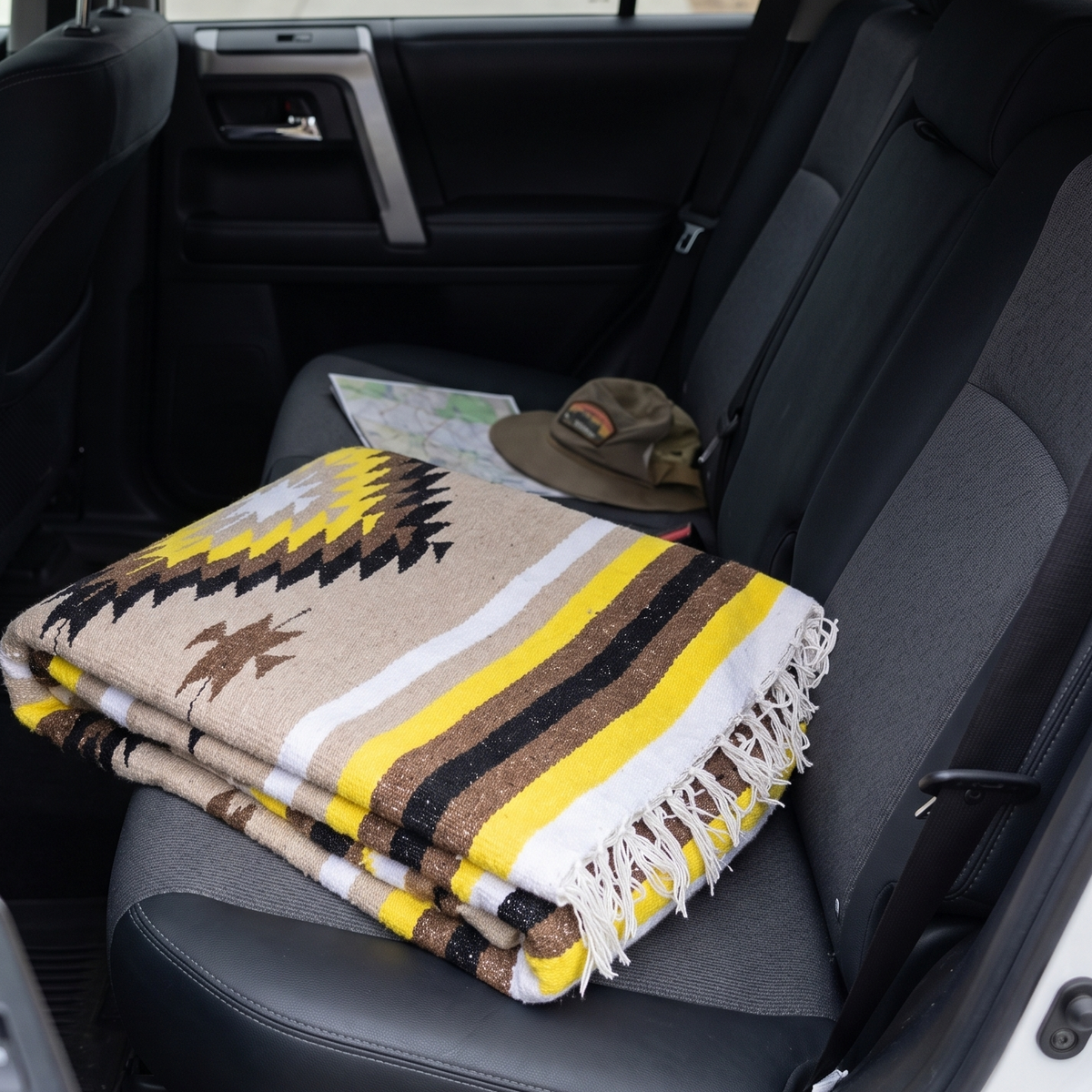 Classic Brown & Gold XL Diamond Blanket