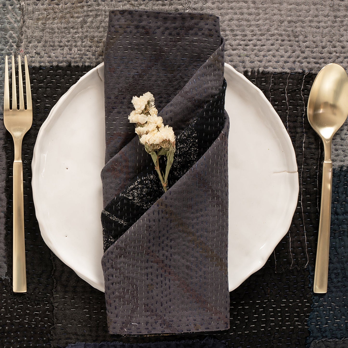 S/2 Landscape Fray Patch Vintage Kantha Placemat - Black