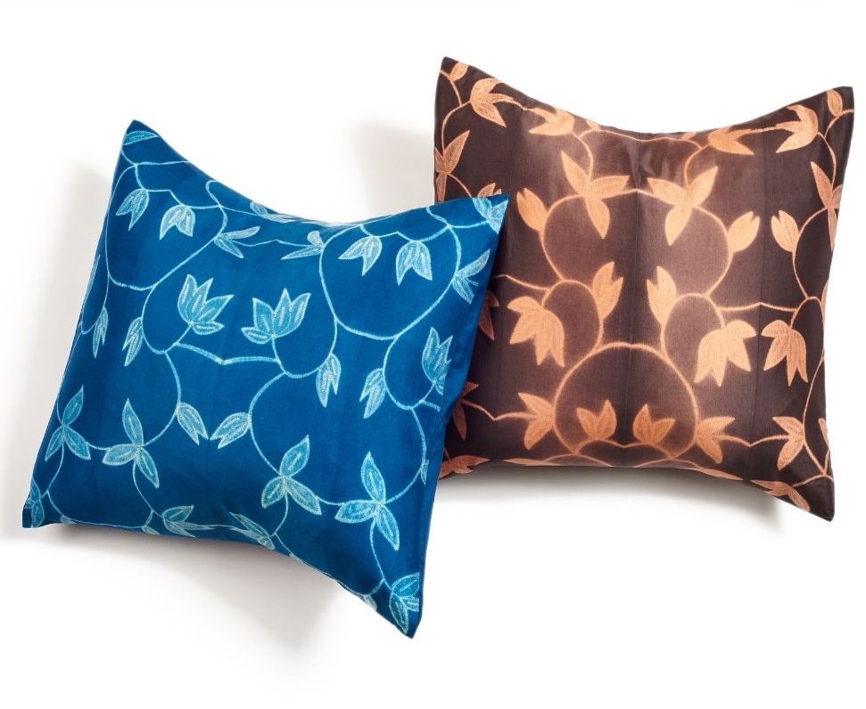 Folio Ebony Handcrafted Shibori Mulberry Silk Pillow