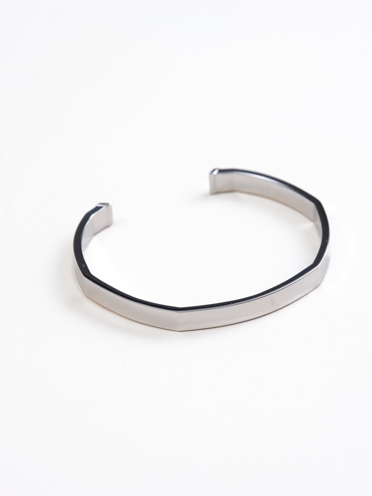 Zion Beveled Cuff