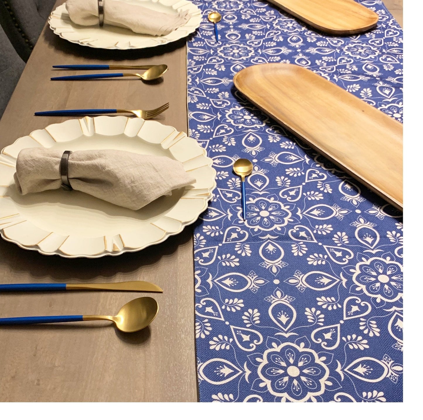 Granada Table Runner