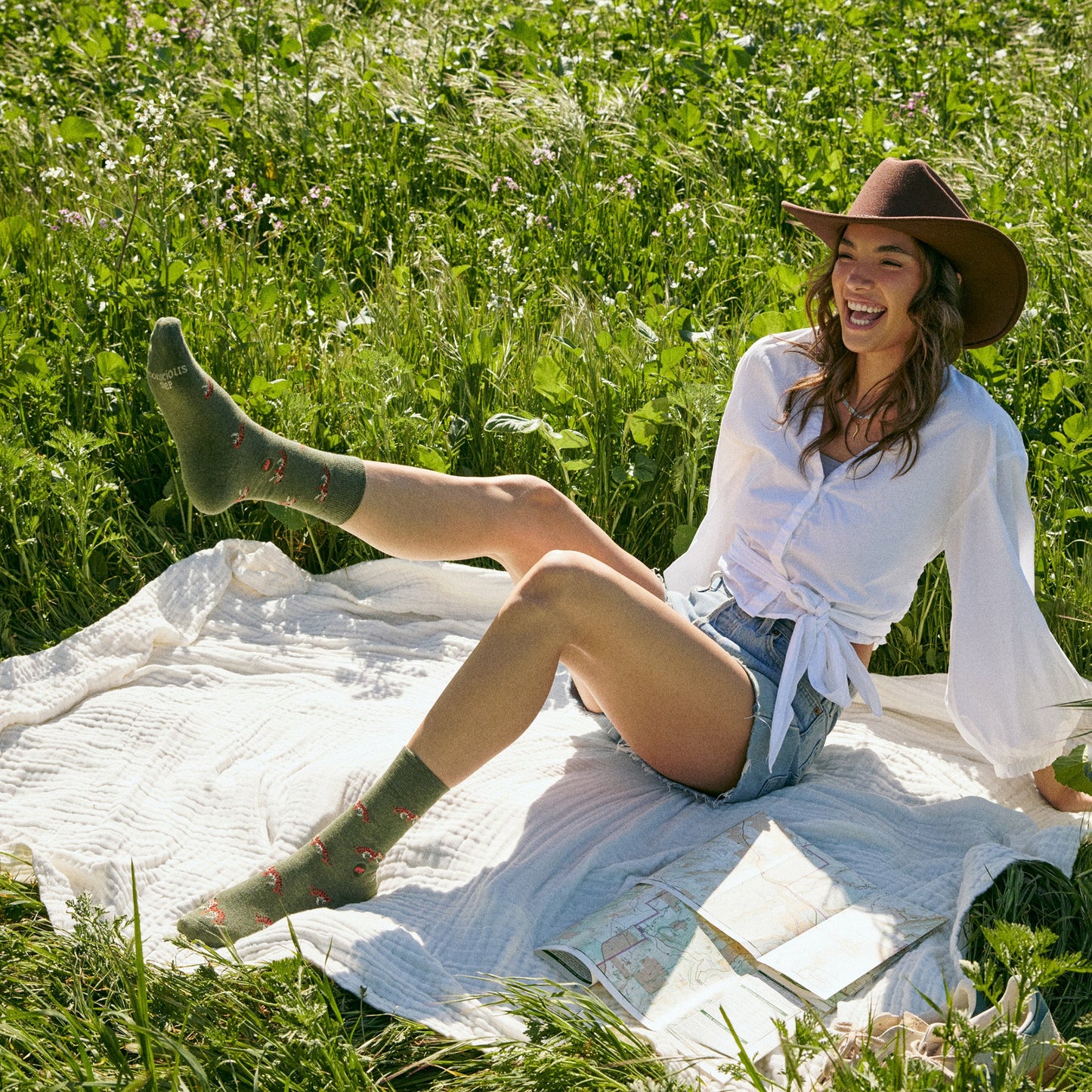 Socks that Protect Tigers - Osadia Concept Store