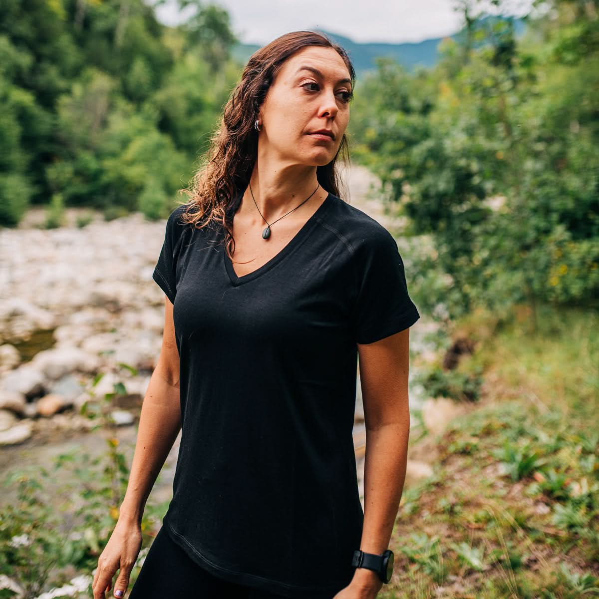 Microweight Women's Wool V-Neck T-Shirt - Woolverino - Osadia Concept Store