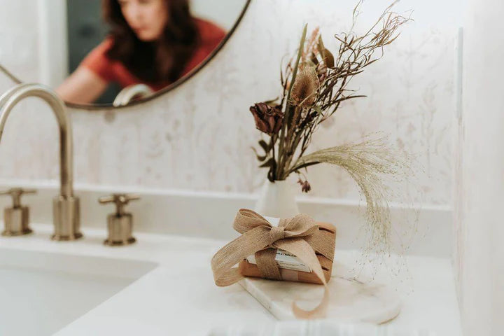 Sitti Soap - Dish + Sitti Soap Bar