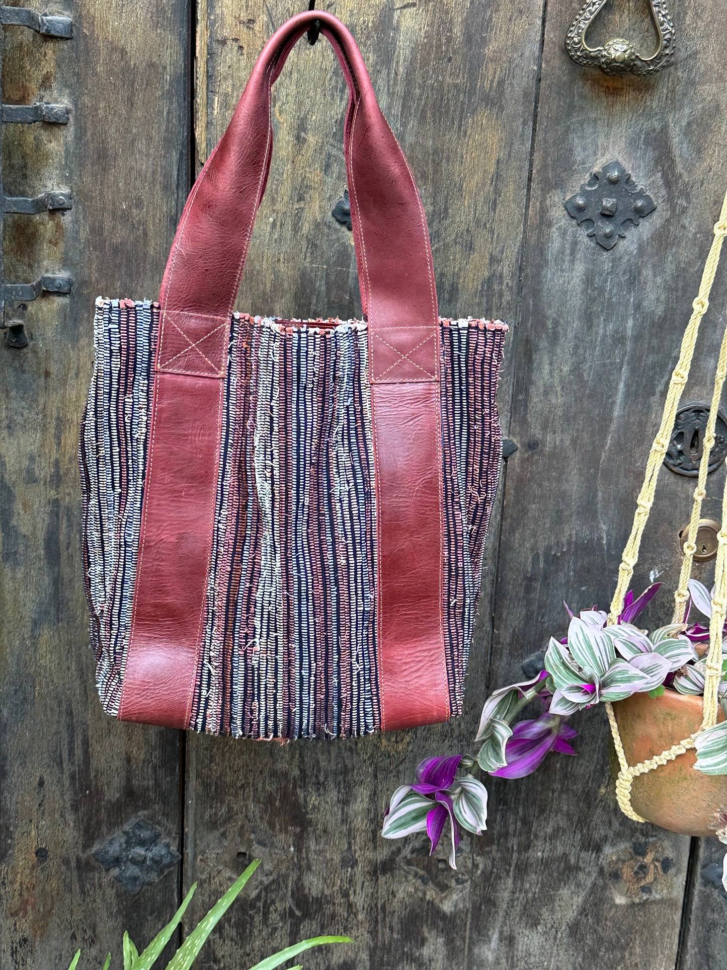Wanderer Tote - Woven and Pomegranate