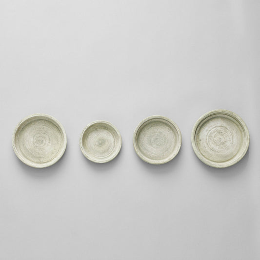 Basic Planter Tray, White Patina
