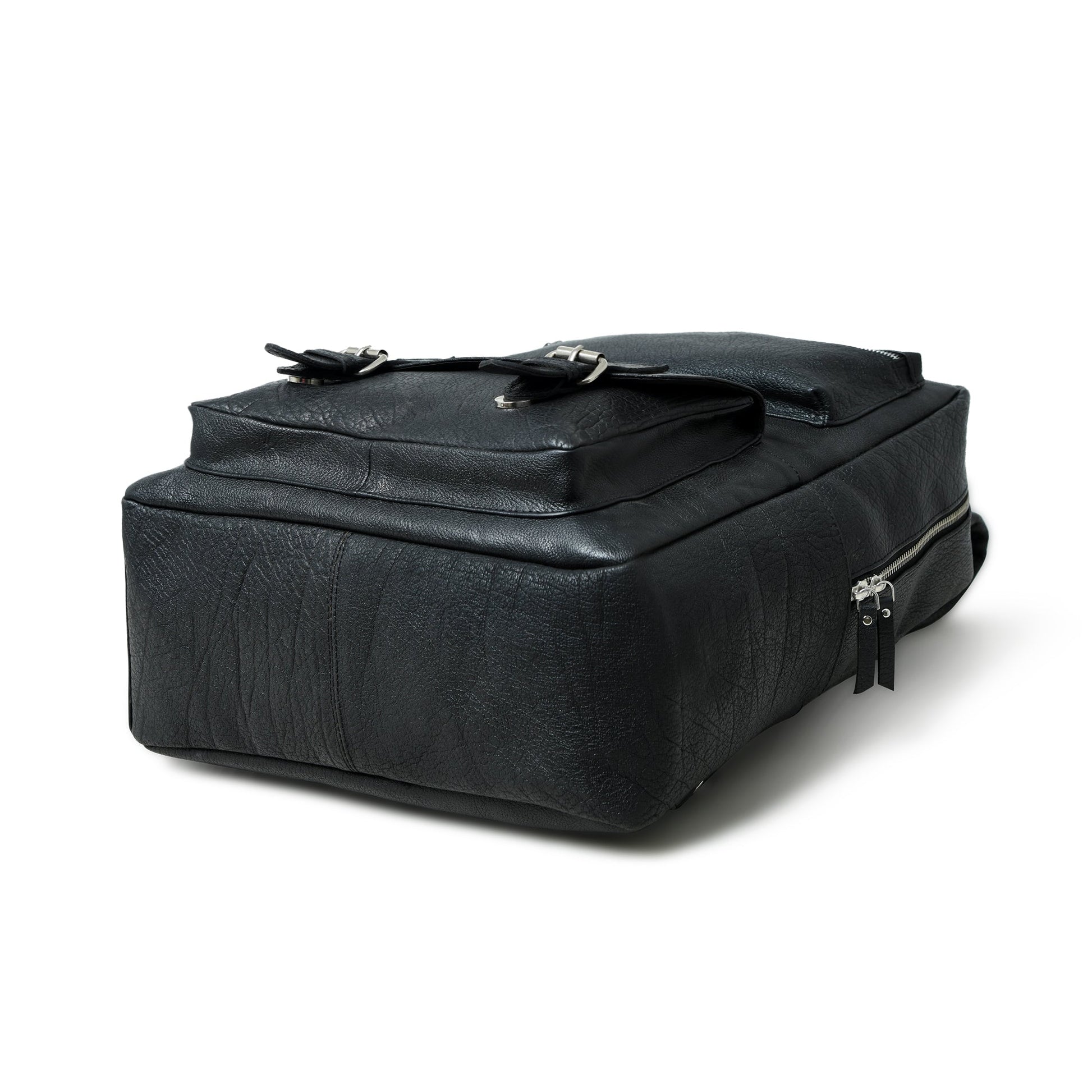 NoirTrek Leather Backpack 2.0 - Osadia Concept Store