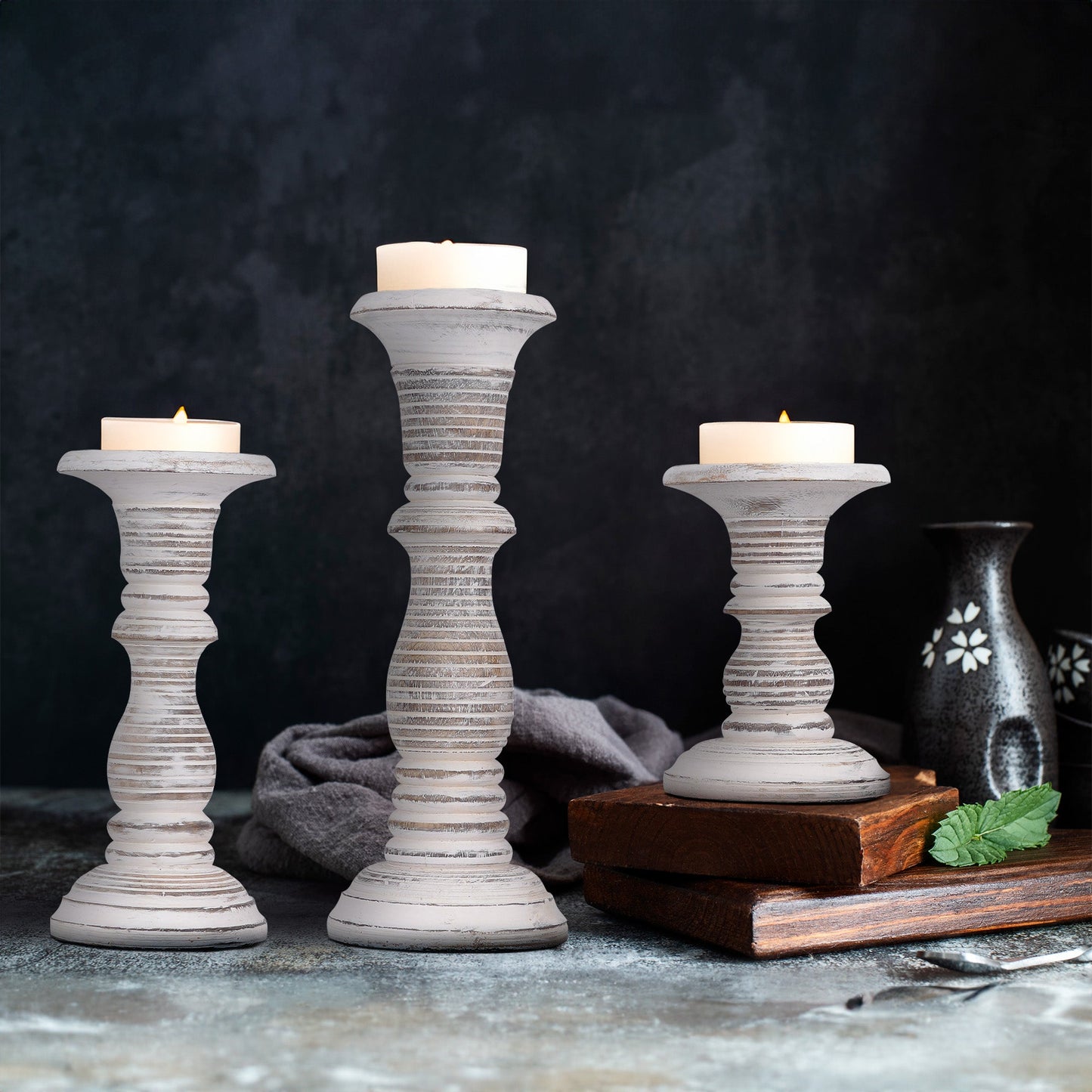 Jharna Pillar Candleholder Set - White
