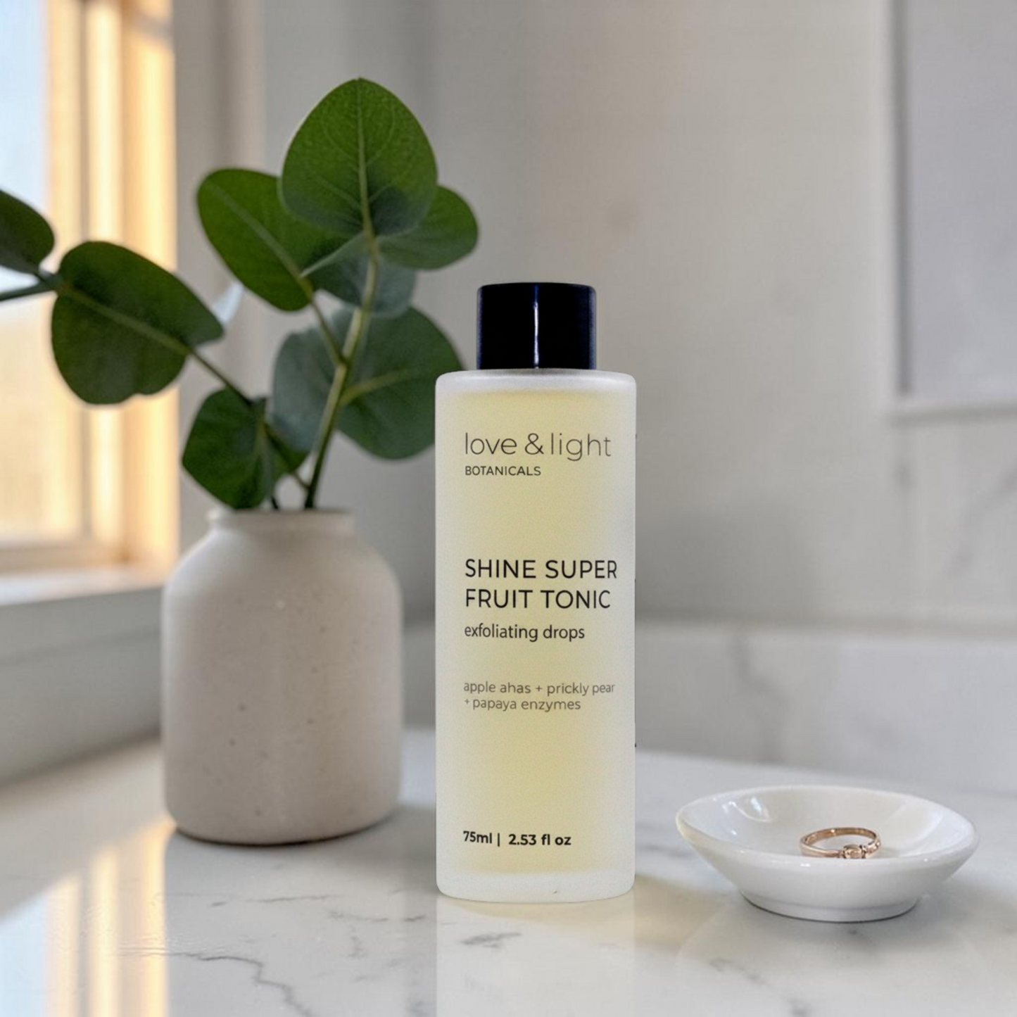 Shine superfruit exfoliating tonic