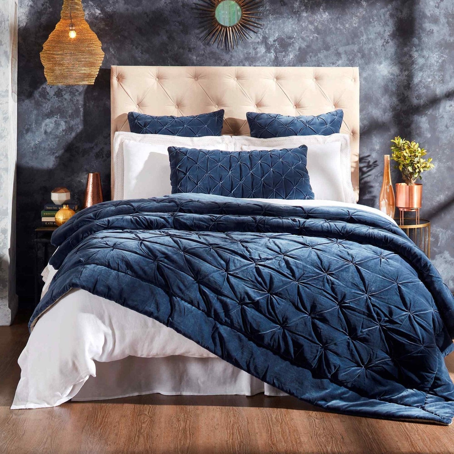 Lanai Cotton Velvet Quilt
