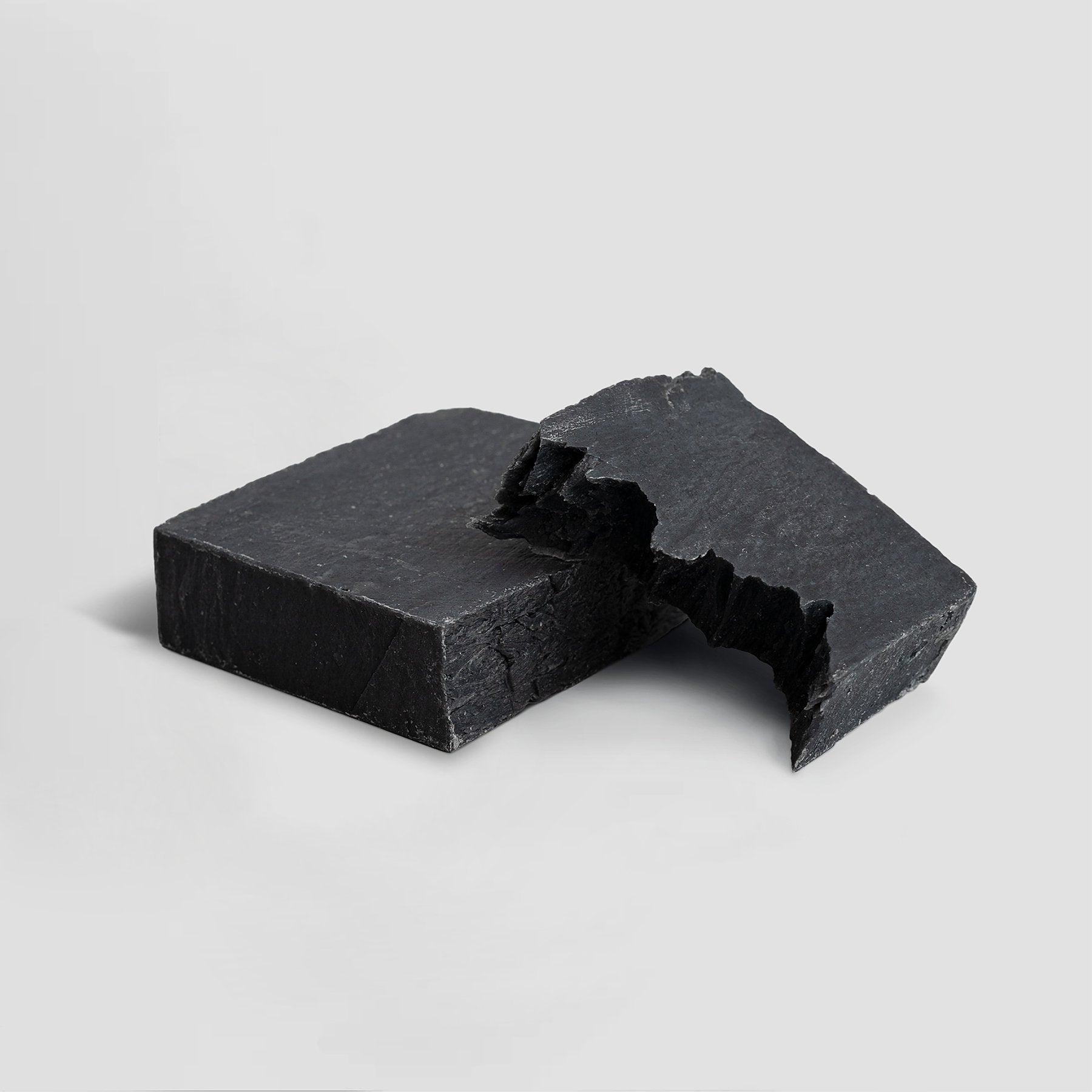 Goiteia Charcoal Soap 4 oz (113g) - Osadia Concept Store