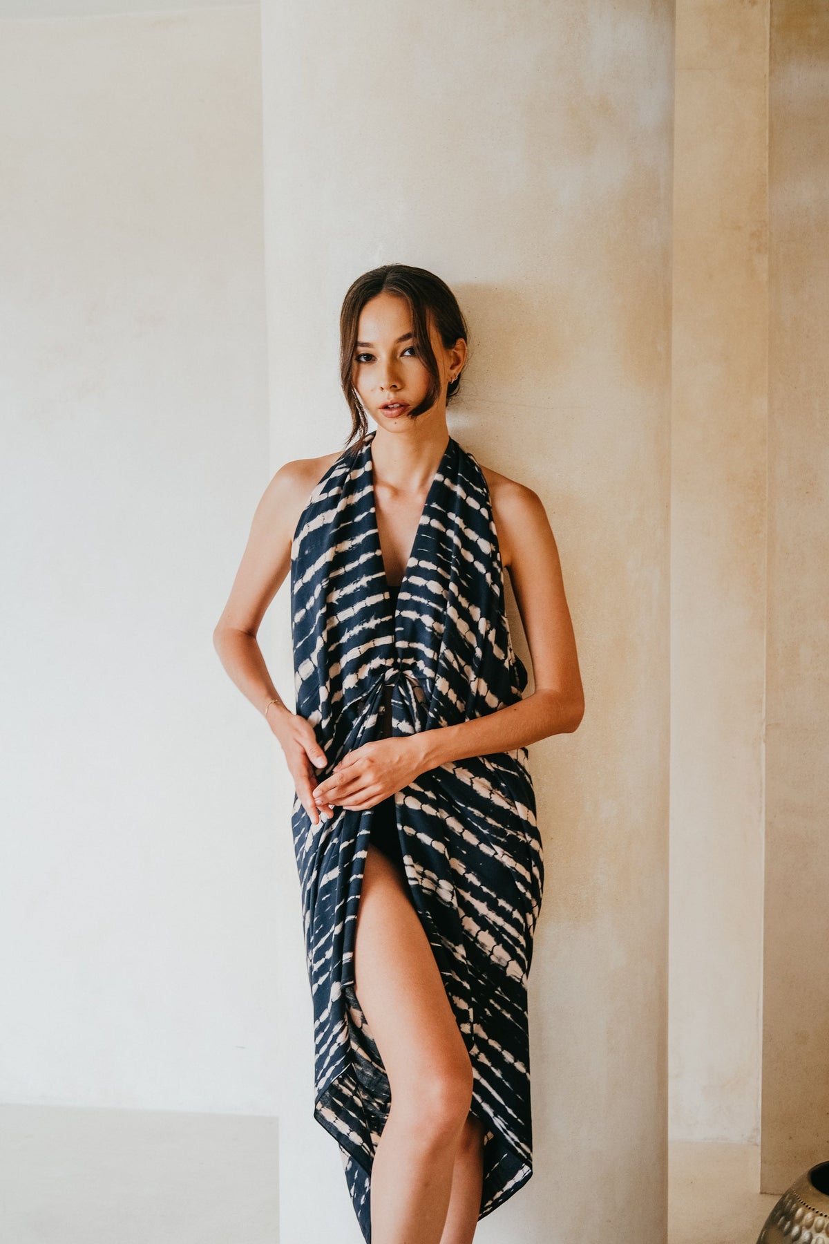 Beach Hand Dyed Sarong in Black