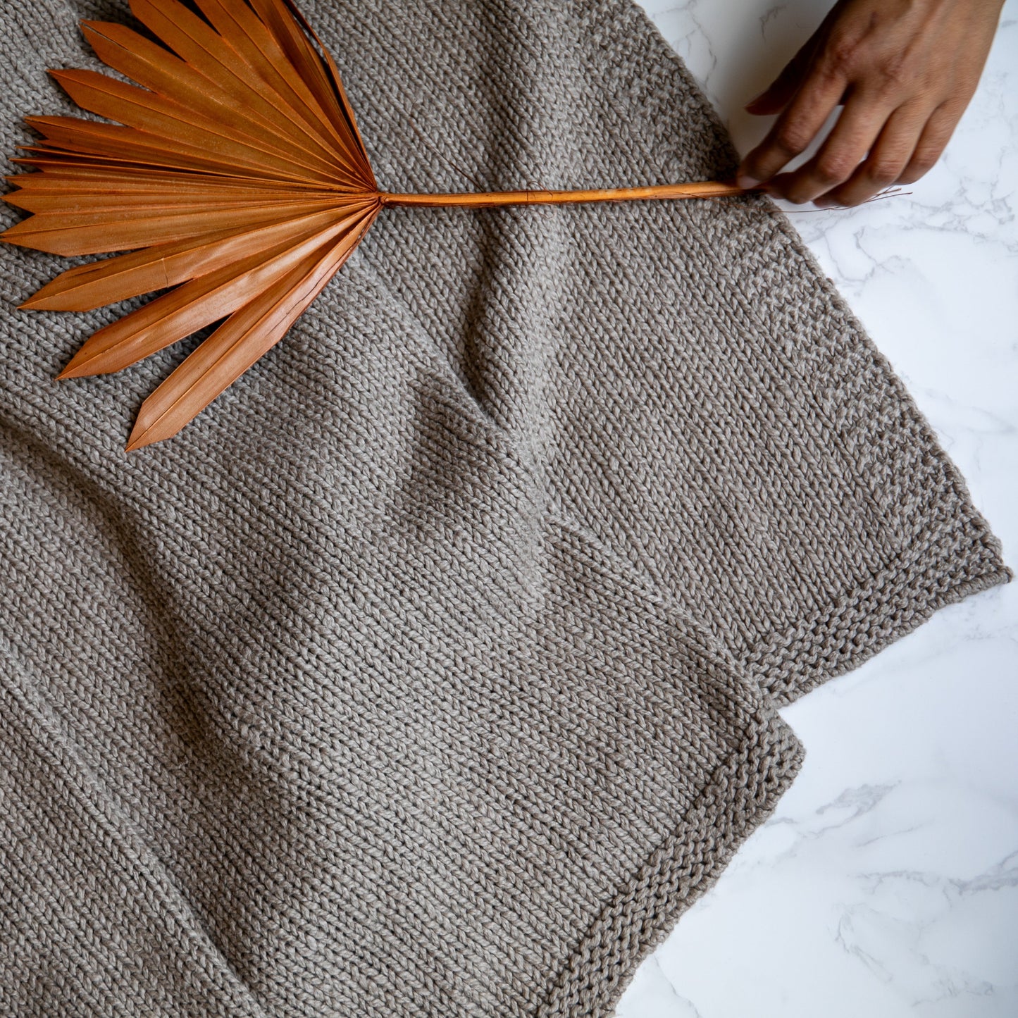 Zrestha Organic Cotton Knit Throw Blanket