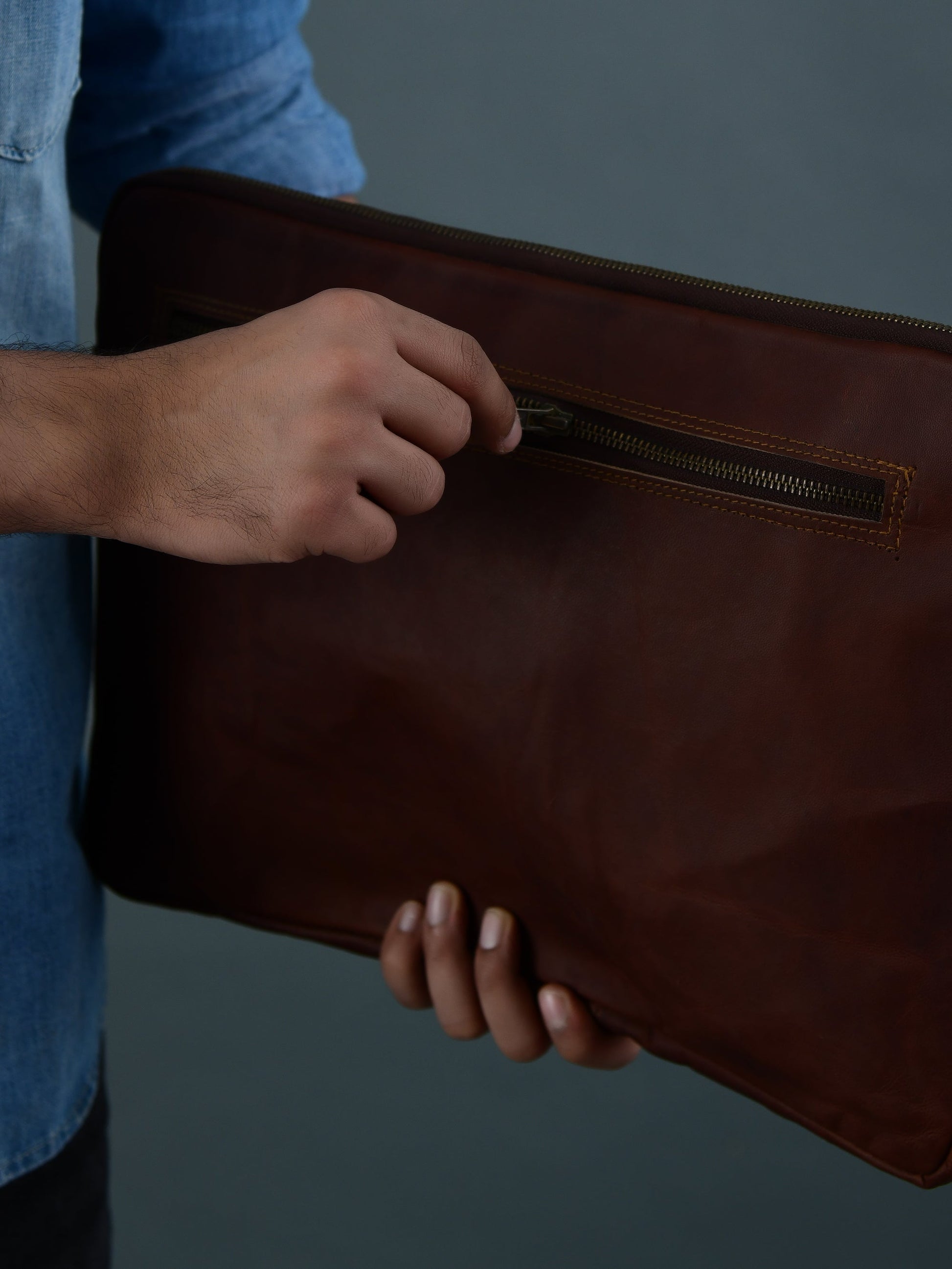 Zento Laptop Sleeve - Dark Brown - Osadia Concept Store