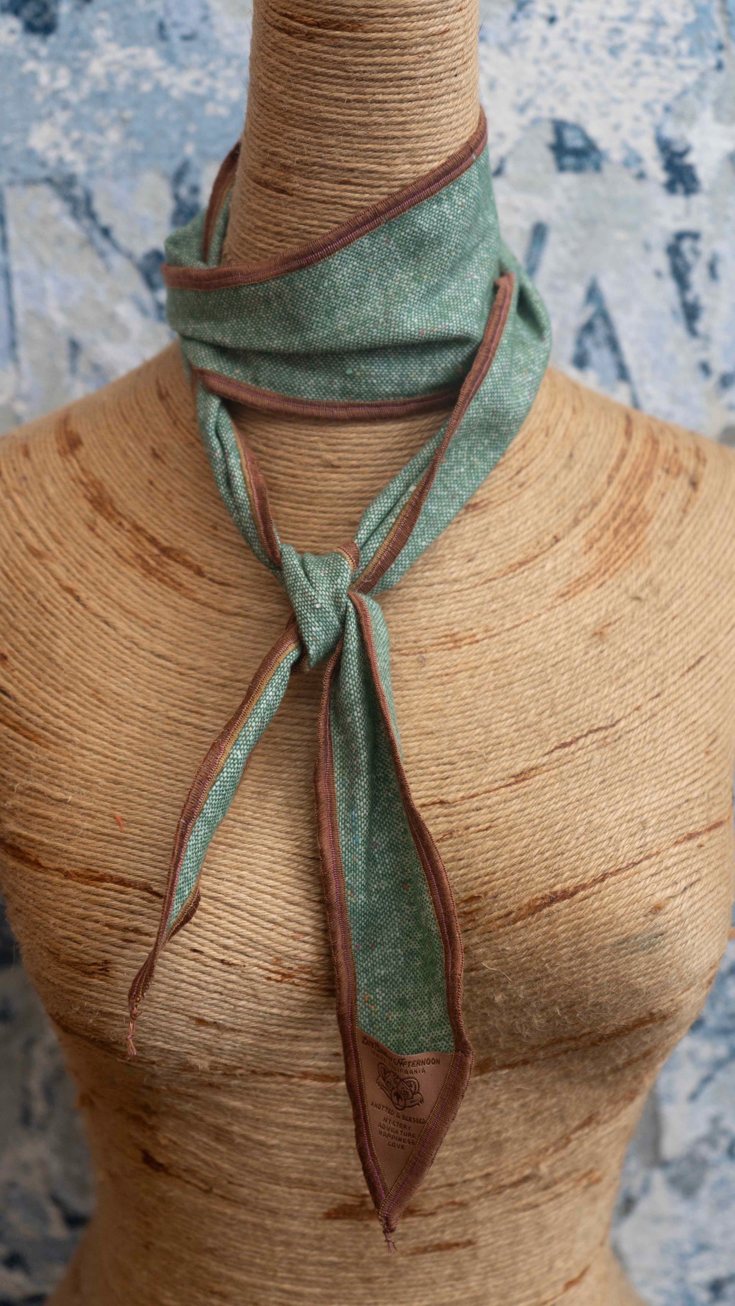 1940s Masters Neck Scarf - Osadia Concept Store