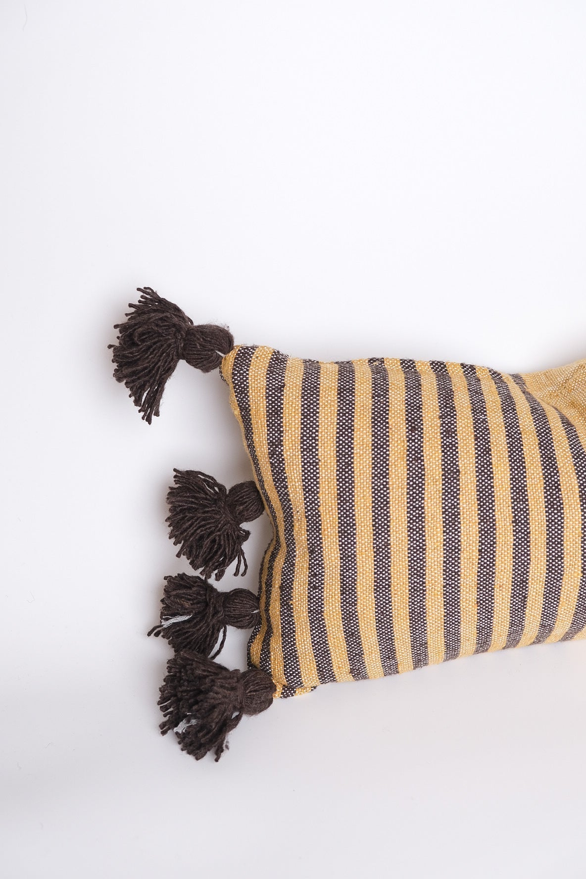 Kala Pom Pom Lumbar
