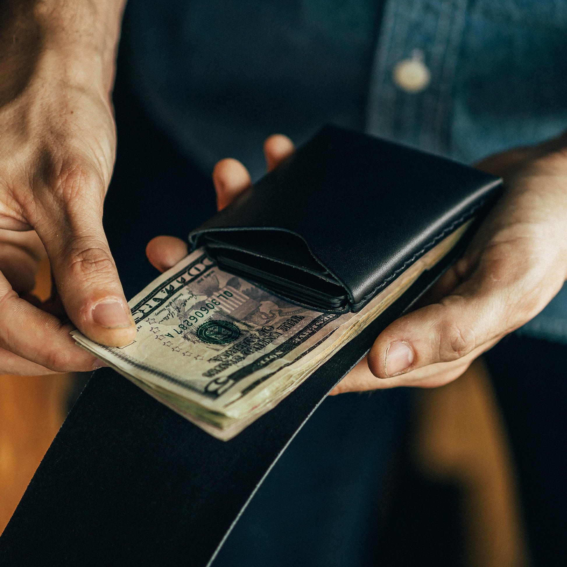 The Cash Finn – Black - Osadia Concept Store