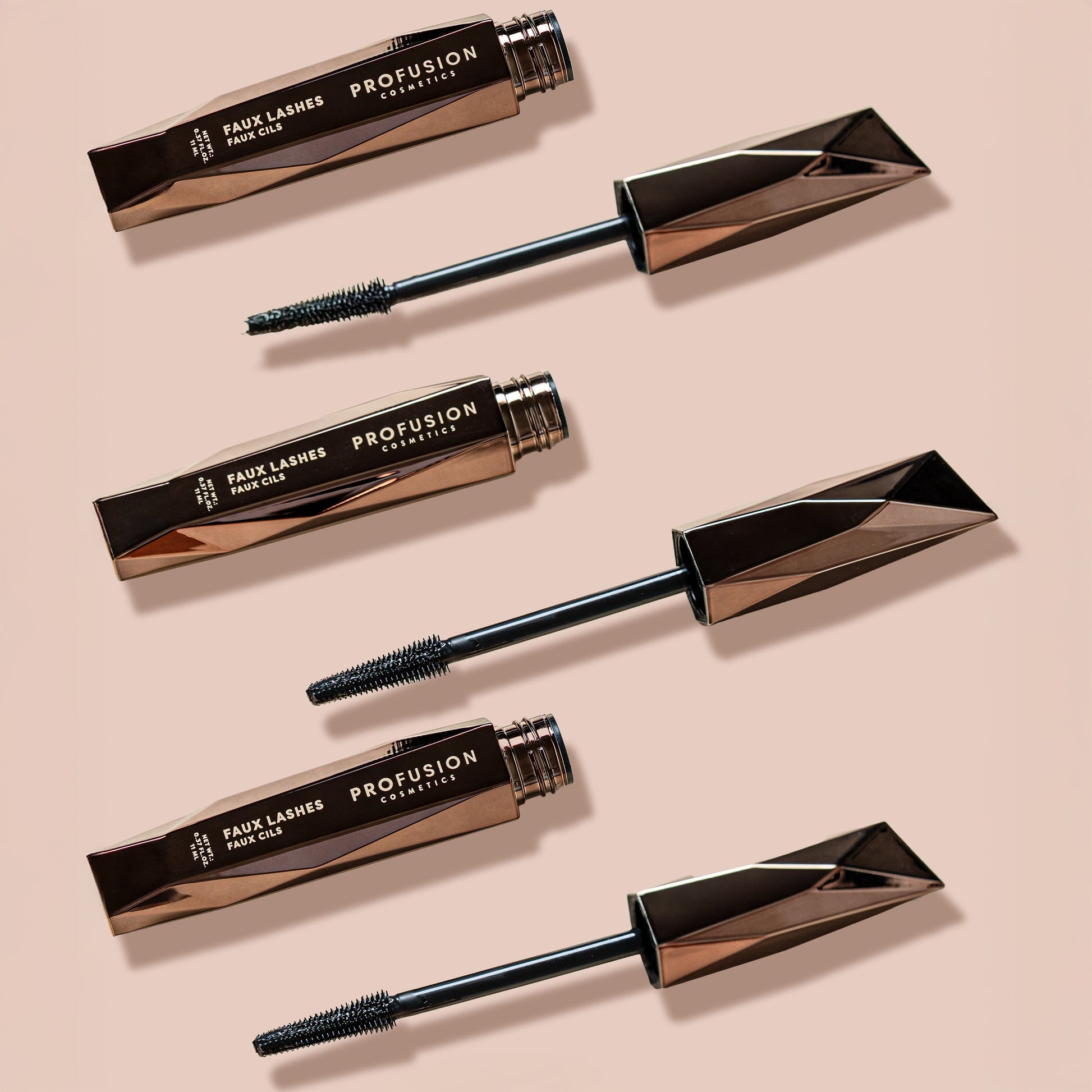 Faux Lashes | Lengthening & Volumizing Mascara - Black - Osadia Concept Store