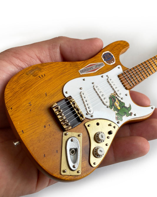 Jerry Garcia™ Alligator™ Graham Nash Tribute Mini Guitar Fender™ Strat™ Replica - OFFICIALLY LICENSED - Osadia Concept Store