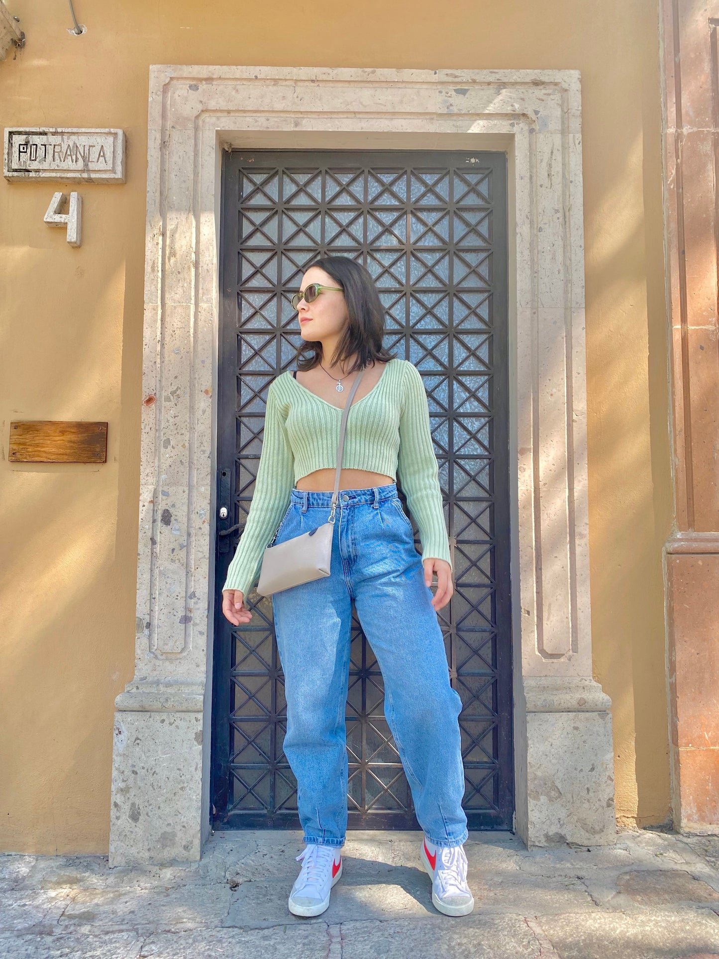 Elia Convertible Leather Bag – Clutch, Shoulder & Crossbody