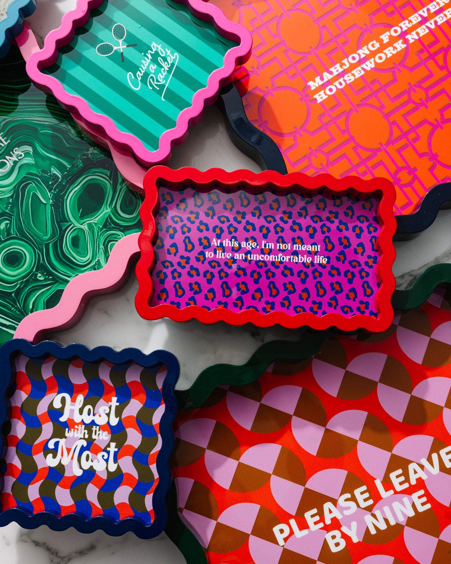 Uncomfortable Lacquer Tray - Osadia Concept Store
