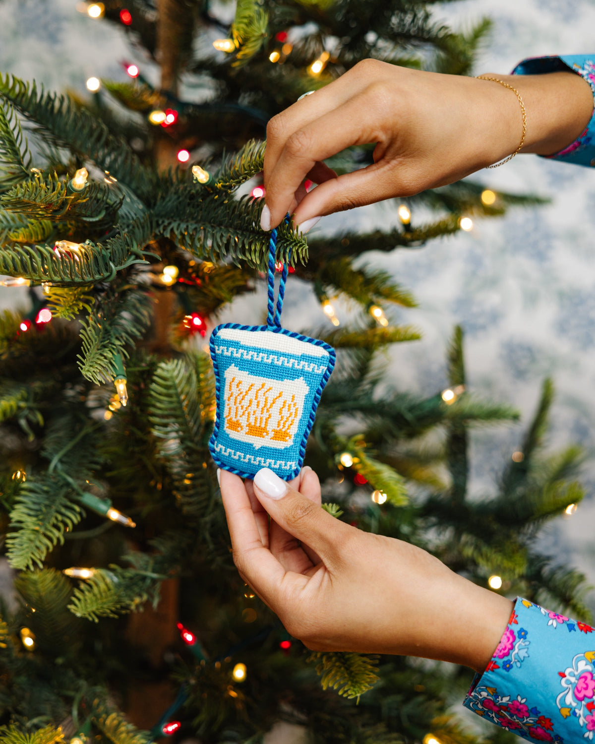 Needlepoint Icon Ornament - Coffee Cup