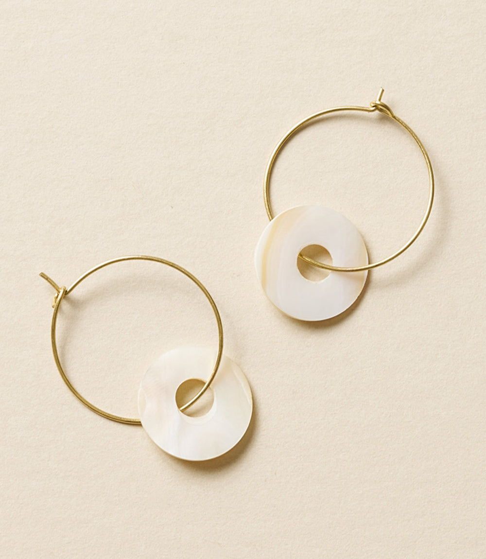 Varidi Dainty Hoop Earrings - Mother of Pearl - Osadia Concept Store